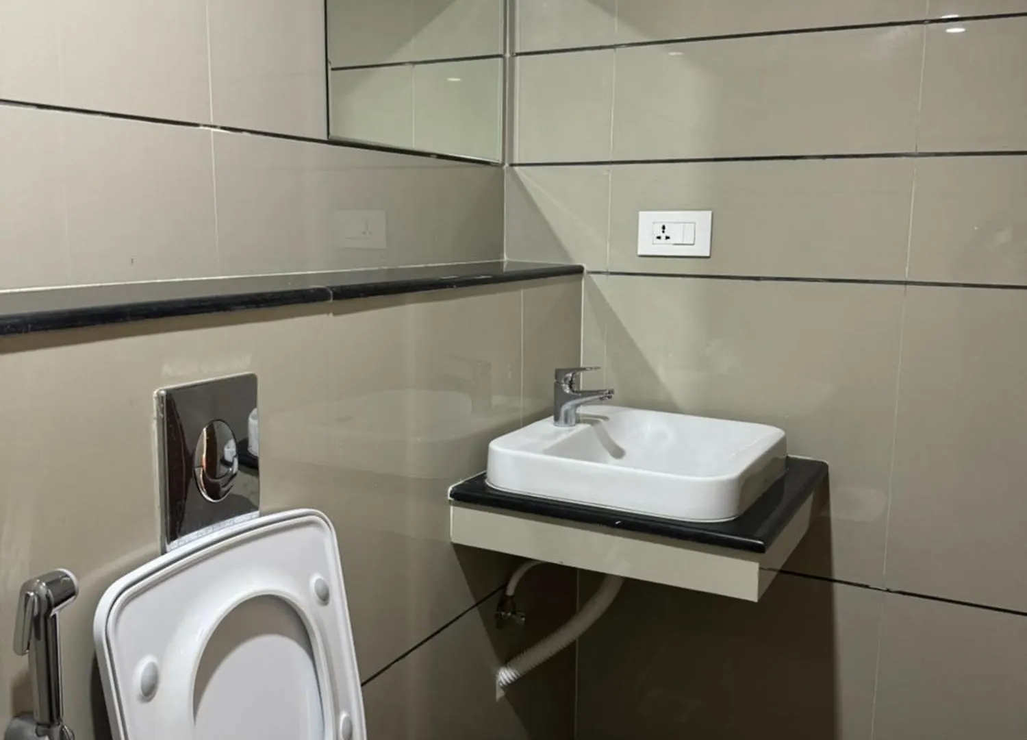 דירה טריואנדרום Aami Dhivahi Guest House